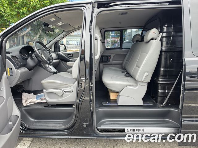 Hyundai Grand Starex Van 5-Seater Modern 2020 — фото 18