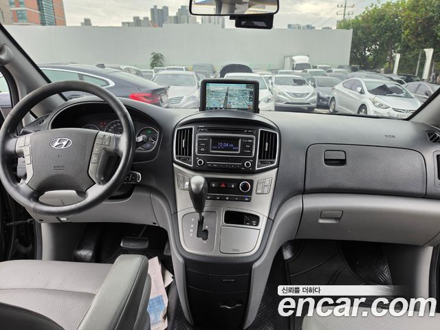 Hyundai Grand Starex Van 5-Seater Modern 2020 — фото 23