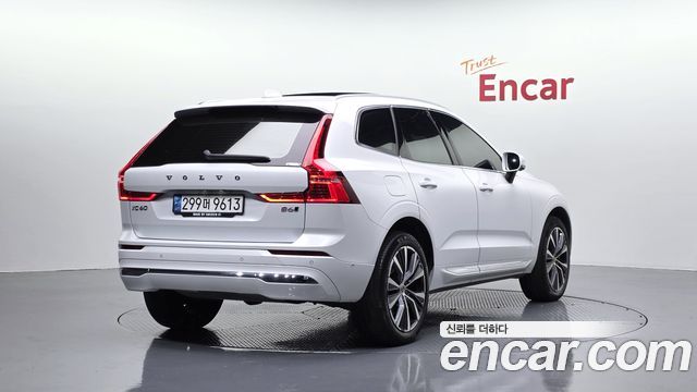 Volvo XC60 (II) B5 Inscription 2022 — фото 2