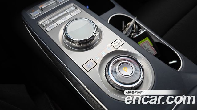 Genesis GV70 3.5T Gasoline AWD 2023 — фото 9