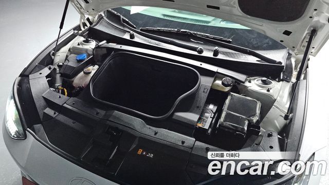 Hyundai Ioniq 6 Long Range Exclusive + 2023 — фото 6