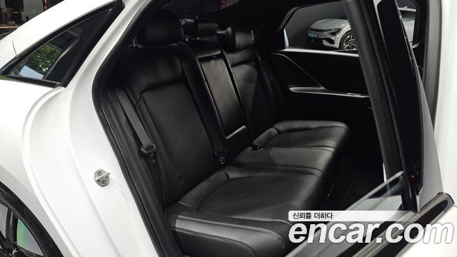 Hyundai Ioniq 6 Long Range Exclusive + 2023 — фото 15