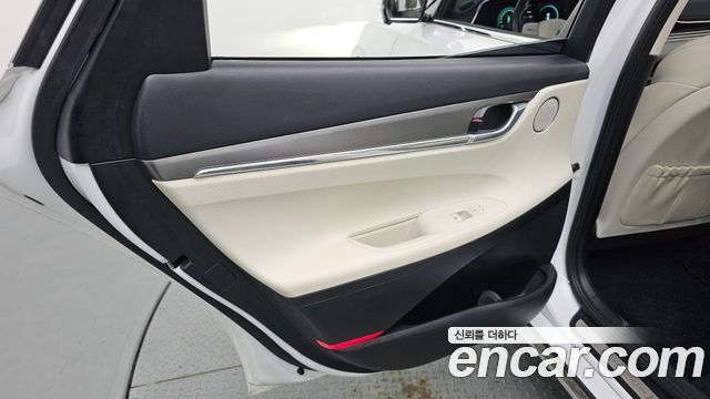Hyundai Grandeur Hybrid (IG) Le Blanc 2022 — фото 25