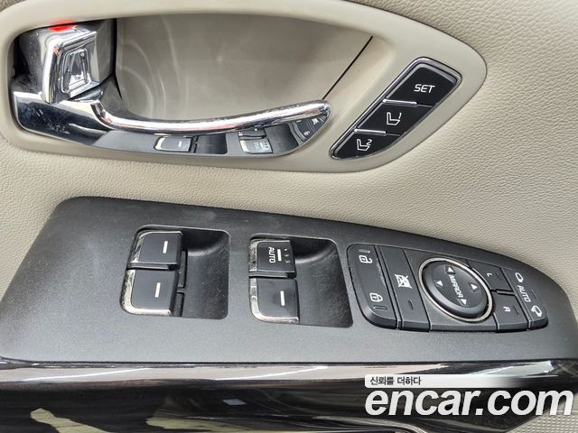 Kia Carnival 9-Seater Noblesse Special 2019 — фото 16