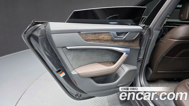 Audi A7 (4K) 55 TFSI Quattro Premium 2020 — фото 31
