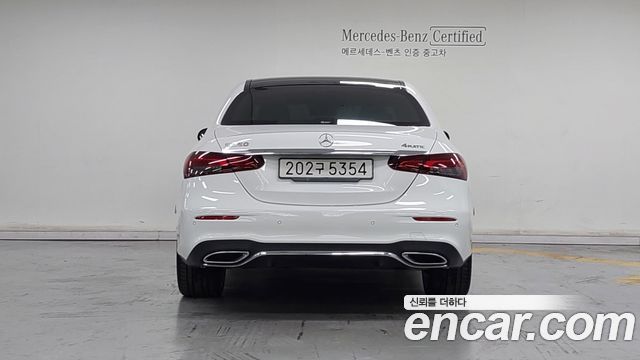 Mercedes-Benz E-Class (W213) E350 4MATIC AMG Line 2022 — фото 4
