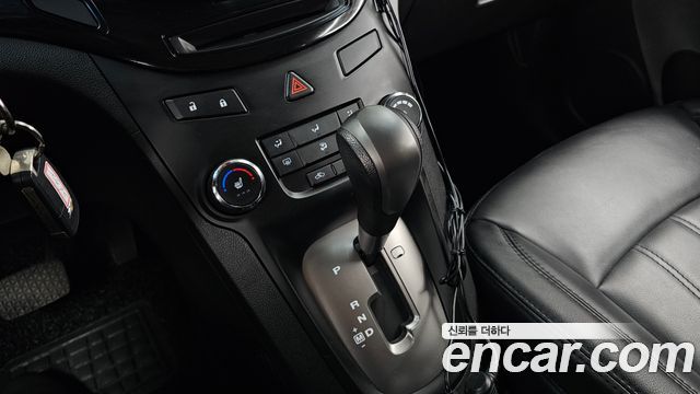 Chevrolet Orlando 2.0 Diesel LT Premium 2012 — фото 9