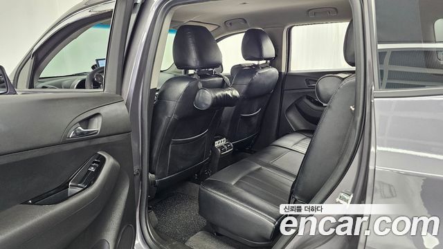 Chevrolet Orlando 2.0 Diesel LT Premium 2012 — фото 12