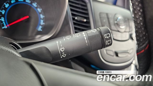 Chevrolet Orlando 2.0 Diesel LT Premium 2012 — фото 20