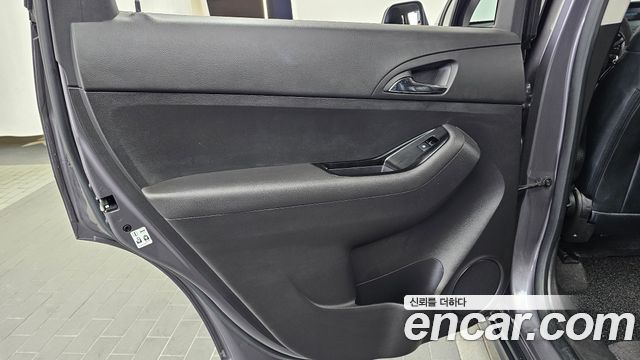 Chevrolet Orlando 2.0 Diesel LT Premium 2012 — фото 25