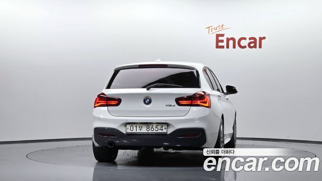 BMW 1 Series (F20) 118d M Sport Shadow 5 Door 2018 — фото 4