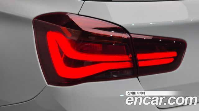 BMW 1 Series (F20) 118d M Sport Shadow 5 Door 2018 — фото 23