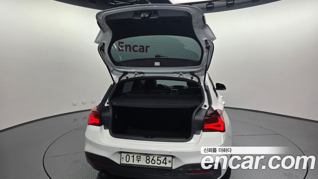 BMW 1 Series (F20) 118d M Sport Shadow 5 Door 2018 — фото 33