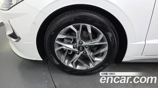 Hyundai Sonata (DN8) 2.0 Premium Family 2020 — фото 5