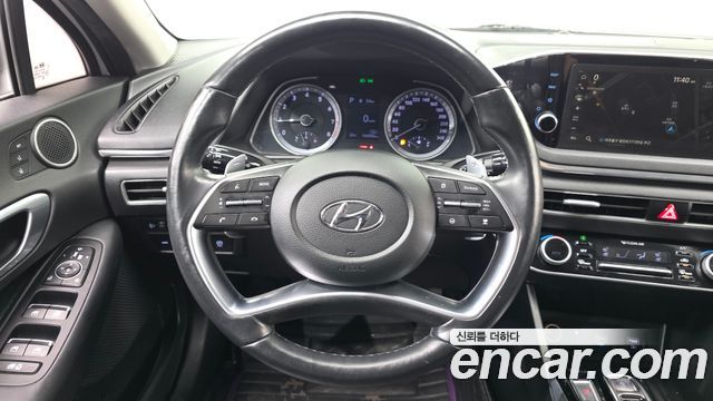 Hyundai Sonata (DN8) 2.0 Premium Family 2020 — фото 13