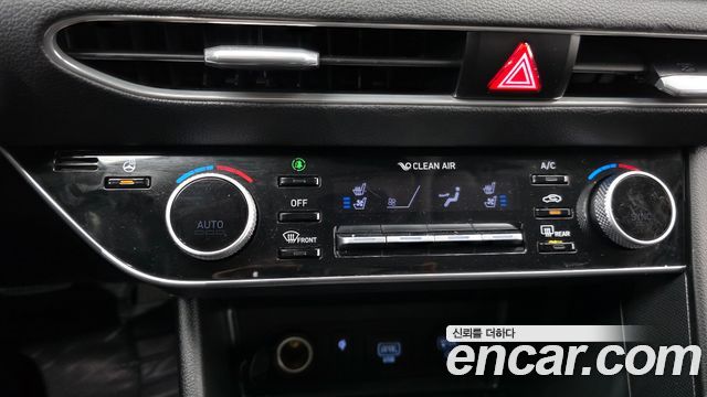 Hyundai Sonata (DN8) 2.0 Premium Family 2020 — фото 18