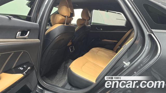 Kia K5 (III) 2.0 Signature 2023 — фото 11