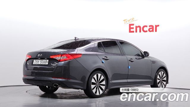 Kia K5 2.0 Prestige Standard 2013 — фото 2
