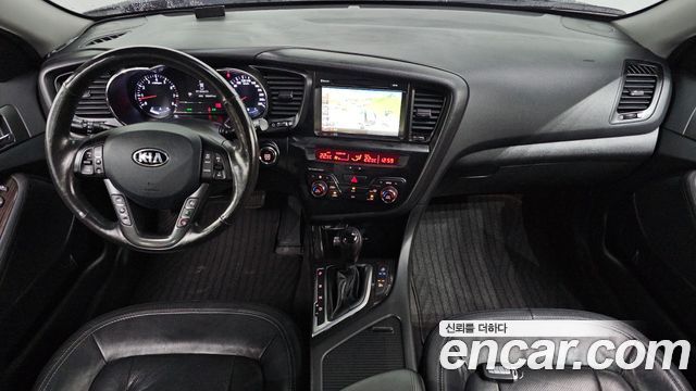 Kia K5 2.0 Prestige Standard 2013 — фото 7
