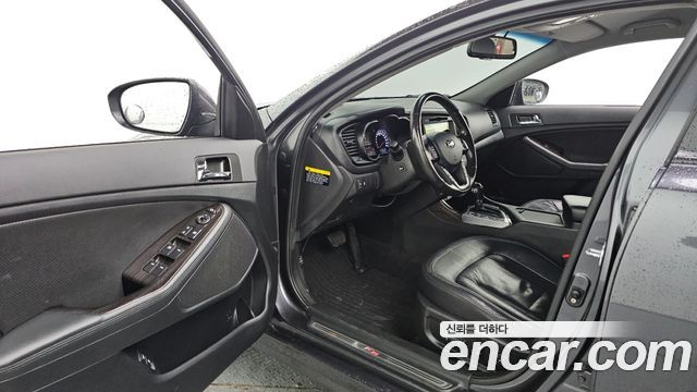 Kia K5 2.0 Prestige Standard 2013 — фото 10