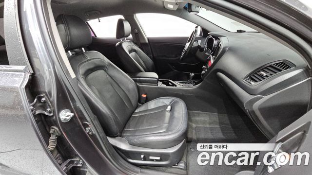 Kia K5 2.0 Prestige Standard 2013 — фото 12