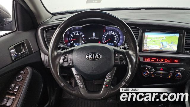 Kia K5 2.0 Prestige Standard 2013 — фото 13