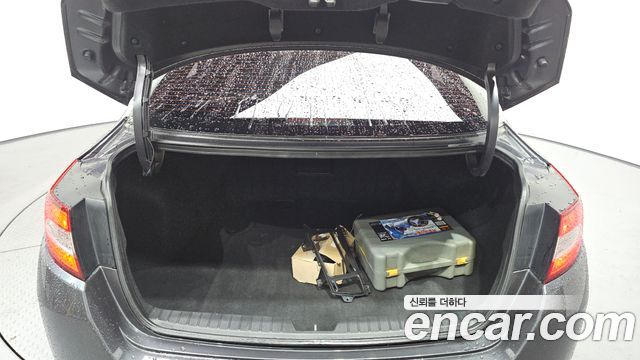 Kia K5 2.0 Prestige Standard 2013 — фото 20