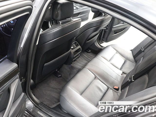 BMW 5 Series (F10) 520d 2011 — фото 19