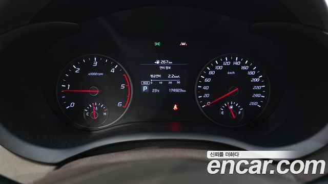 Kia Stinger 2.2 Diesel AWD Dream Edition 2018 — фото 8