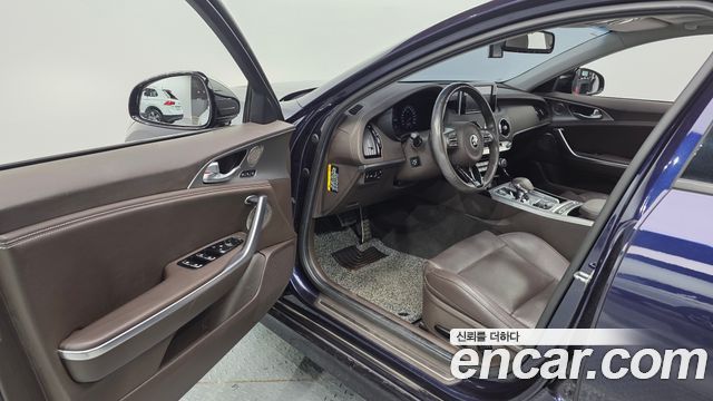 Kia Stinger 2.2 Diesel AWD Dream Edition 2018 — фото 10
