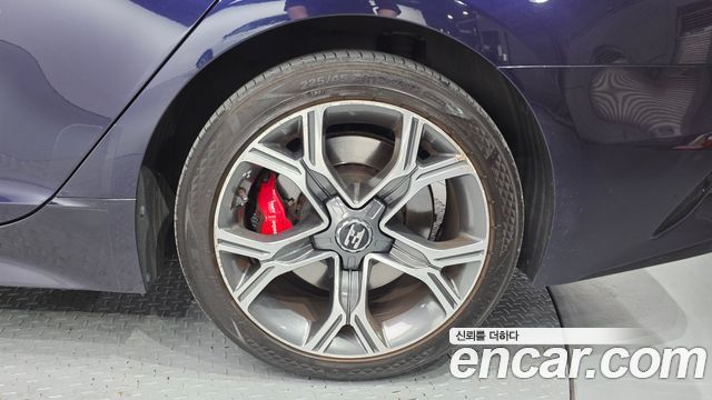 Kia Stinger 2.2 Diesel AWD Dream Edition 2018 — фото 21