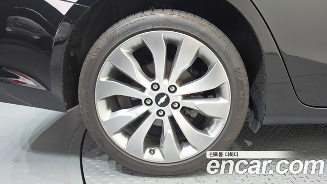 Chevrolet Malibu 1.5 Turbo LT Deluxe 2017 — фото 5
