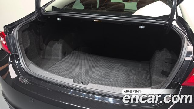 Chevrolet Malibu 1.5 Turbo LT Deluxe 2017 — фото 16