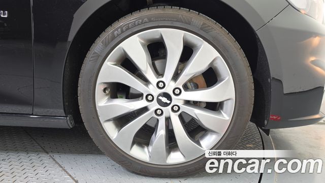 Chevrolet Malibu 1.5 Turbo LT Deluxe 2017 — фото 21