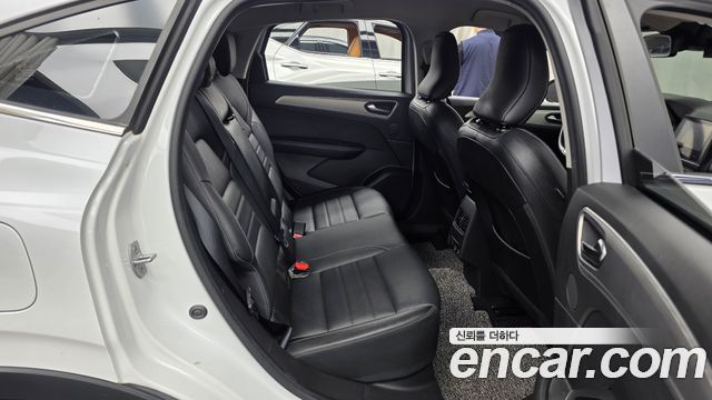 Renault Korea XM3 1.6 E-TECH RE 2023 — фото 12