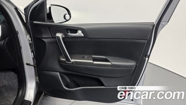 Kia Sportage The Bold Gasoline Prestige 2019 — фото 25