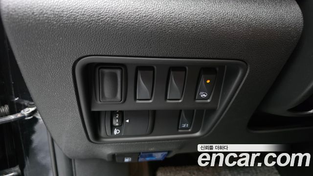 Renault Korea QM6 2.0 GDe RE Signature 2WD 2023 — фото 29