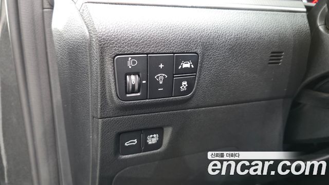 Kia K5 Hybrid (III) Prestige 2022 — фото 19