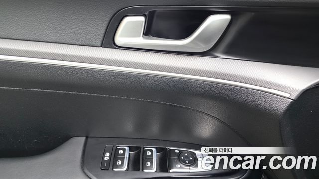 Kia K5 Hybrid (III) Prestige 2022 — фото 20