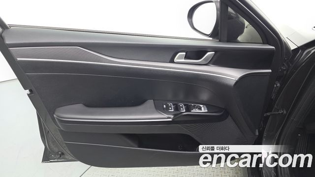 Kia K5 Hybrid (III) Prestige 2022 — фото 24