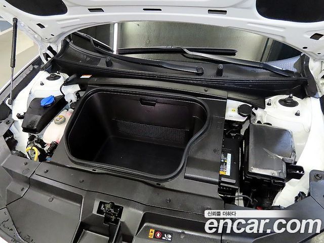 Hyundai Ioniq 6 Standard E-Value+ 2025 — фото 23
