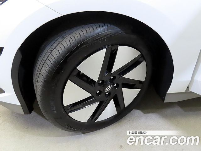 Hyundai Ioniq 6 Standard E-Value+ 2025 — фото 24