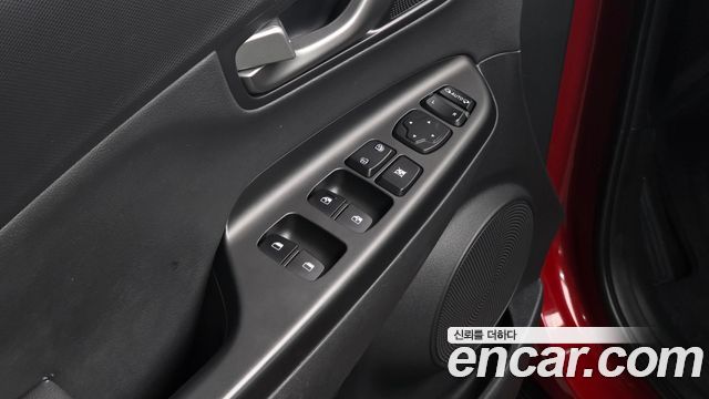 Hyundai Kona Diesel 1.6 4WD Premium 2020 — фото 16
