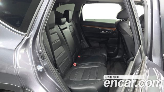 Honda CR-V (V) 2.0 Hybrid Touring 4WD 2022 — фото 11