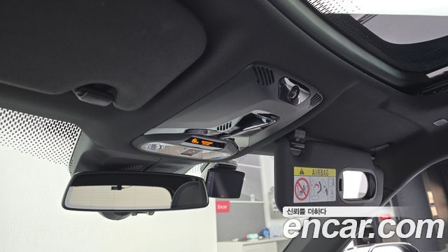 MINI Cooper Electric (IV) SE Favoured 2024 — фото 17