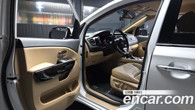 Kia Carnival Gasoline 9-Seater Prestige 2020 — фото 10