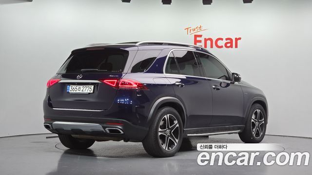 Mercedes-Benz GLE-Class (W167) GLE350e 4MATIC 2021 — фото 2