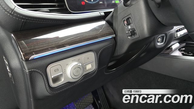 Mercedes-Benz GLE-Class (W167) GLE350e 4MATIC 2021 — фото 20