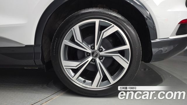 Audi Q4 e-tron (F4) 40 Premium Sportback 2023 — фото 21