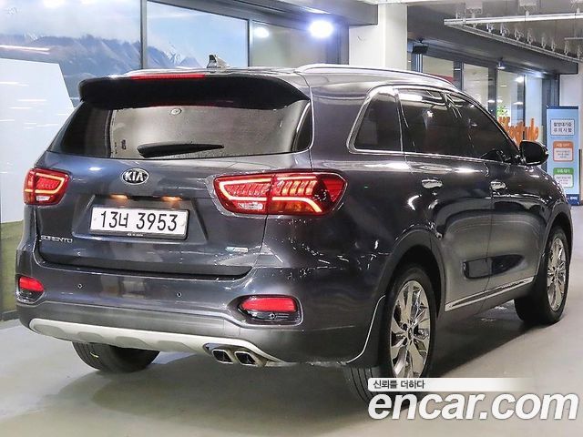 Kia Sorento Diesel 2.0 2WD Prestige 2019 — фото 4